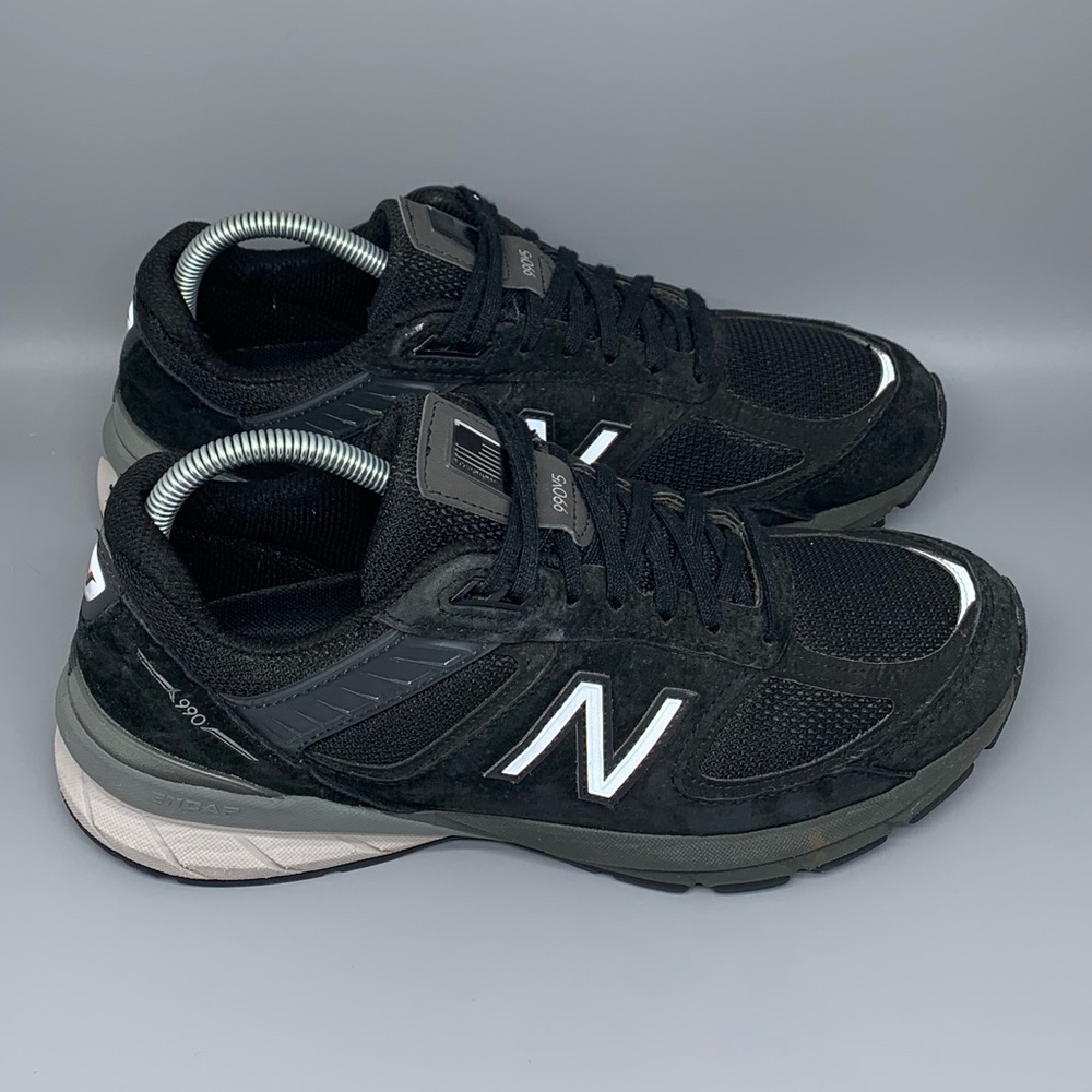 New Balance 990 Running Shoes Women’s Sz 9.5‎